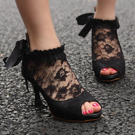 black-lace-heels-77-4 Black lace heels