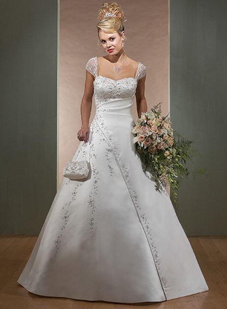 bridal-gowns-with-straps-21-3 Bridal gowns with straps