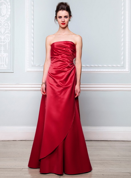 bridesmaid-dresses-in-red-06-19 Bridesmaid dresses in red