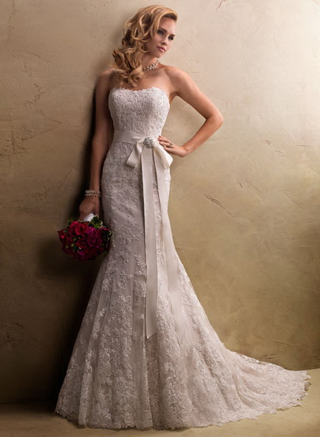 classic-lace-wedding-dresses-77-20 Classic lace wedding dresses