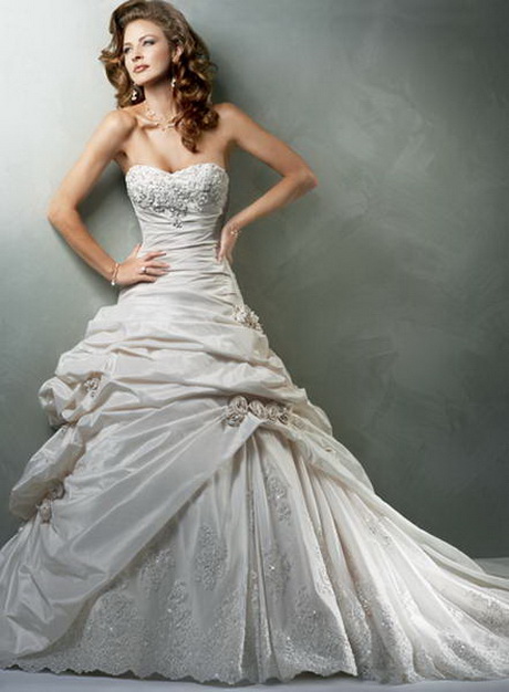 custom-wedding-dresses-43-2 Custom wedding dresses