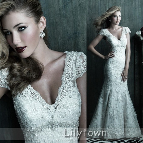 designer-lace-wedding-gowns-84-16 Designer lace wedding gowns