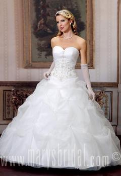 fairytale-bridal-gowns-04 Fairytale bridal gowns
