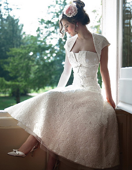 fifties-style-wedding-dresses-65-19 Fifties style wedding dresses