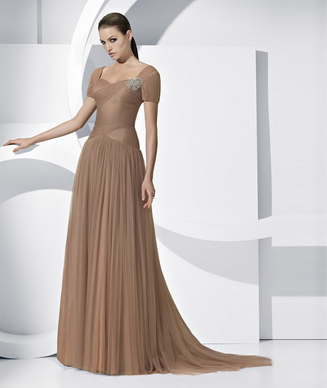 Formal evening gowns with sleeves