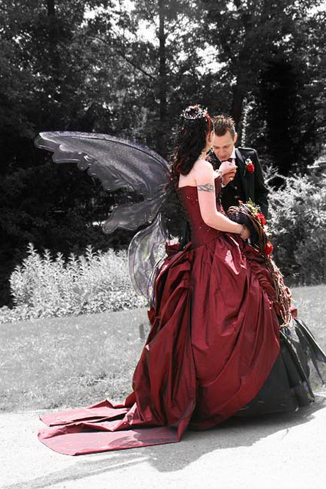 gothic-wedding-gowns-25-16 Gothic wedding gowns