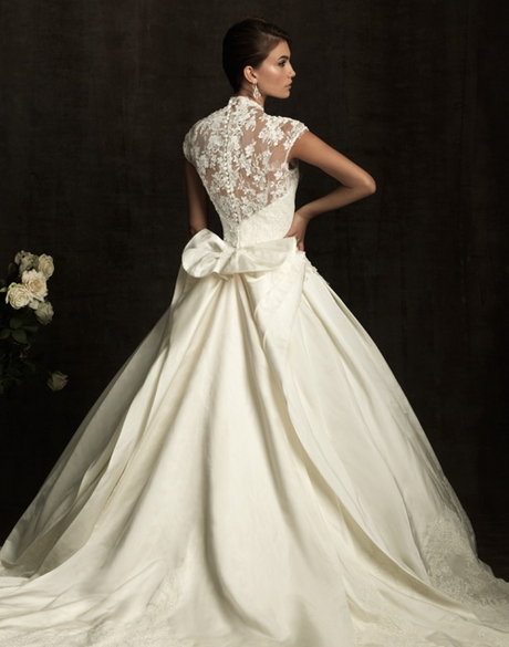 lace-back-wedding-dress-51 Lace back wedding dress