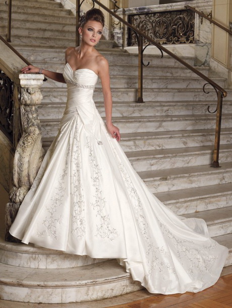 luxurious-bridal-gowns-45-13 Luxurious bridal gowns