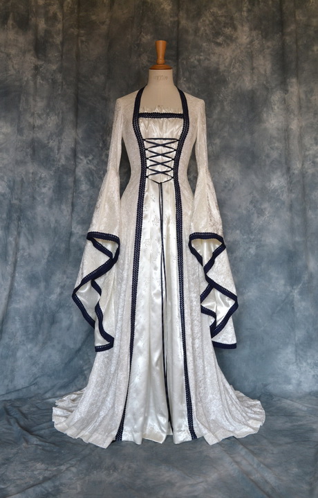 medieval-bridesmaid-dresses-42-4 Medieval bridesmaid dresses