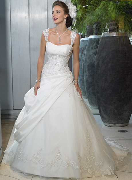 pictures-of-bridal-gowns-54-12 Pictures of bridal gowns