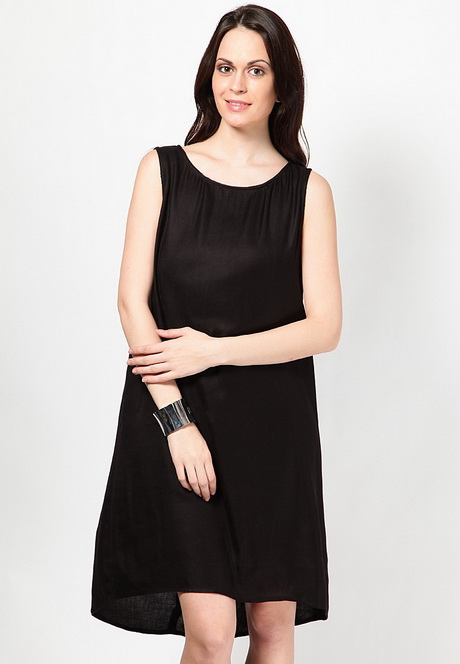 plain-black-dresses-84-10 Plain black dresses