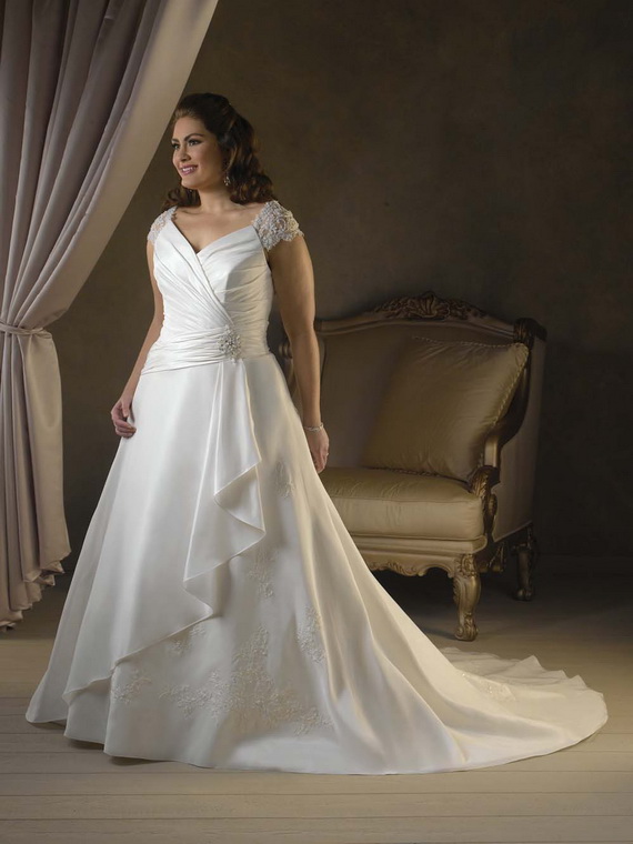 plus-size-wedding-gown-10 Plus size wedding gown