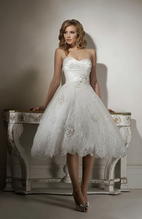 short-lace-wedding-dress-93-14 Short lace wedding dress