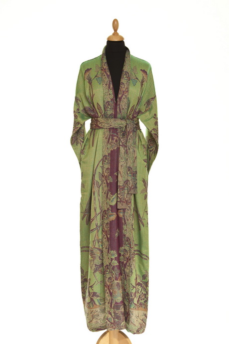 silk-dressing-gowns-15-18 Silk dressing gowns