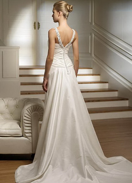 simple-elegant-wedding-gowns-31 Simple elegant wedding gowns