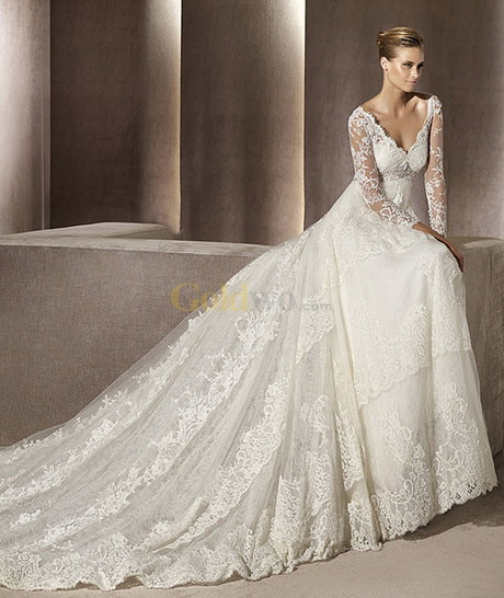 spanish-lace-wedding-dresses-38-14 Spanish lace wedding dresses