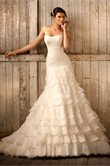 spanish-lace-wedding-dresses-38-17 Spanish lace wedding dresses