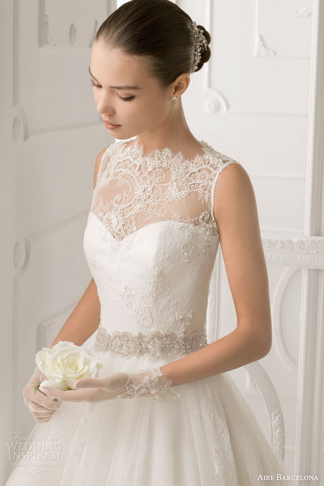 spanish-lace-wedding-dresses-38-7 Spanish lace wedding dresses