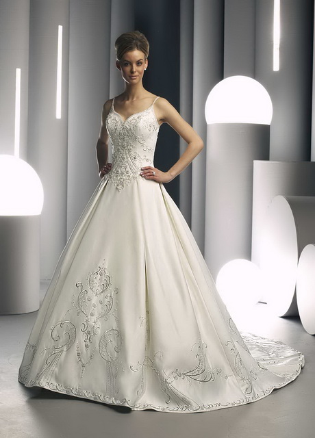 traditional-bridal-gowns-15-19 Traditional bridal gowns