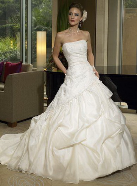 traditional-wedding-gowns-24-9 Traditional wedding gowns