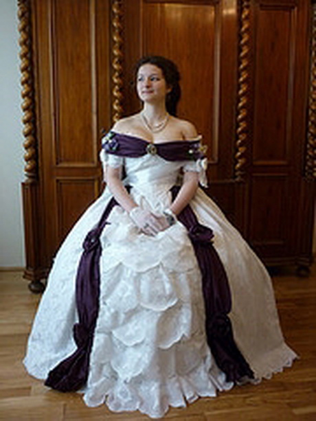 victorian-ball-gowns-costumes-54-13 Victorian ball gowns costumes