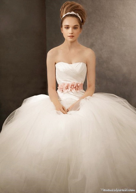 wedding-dresses-by-vera-wang-35-4 Wedding dresses by vera wang