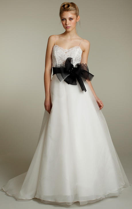 wedding-dresses-sashes-55-16 Wedding dresses sashes