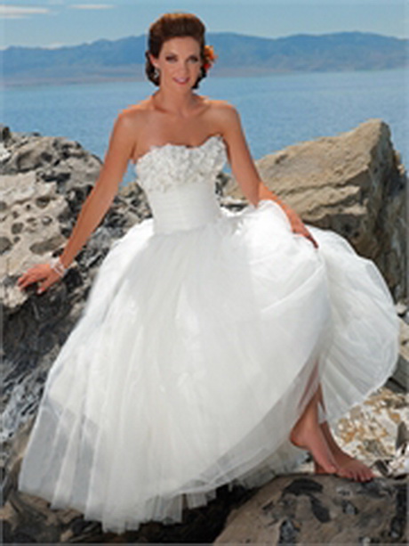 white-beach-wedding-dresses-75 White beach wedding dresses