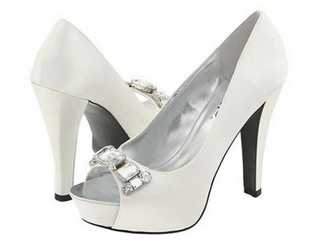 white-high-heels-shoes-23-16 White high heels shoes