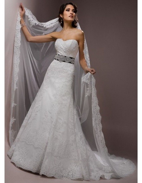 white-lace-wedding-dress-01-11 White lace wedding dress