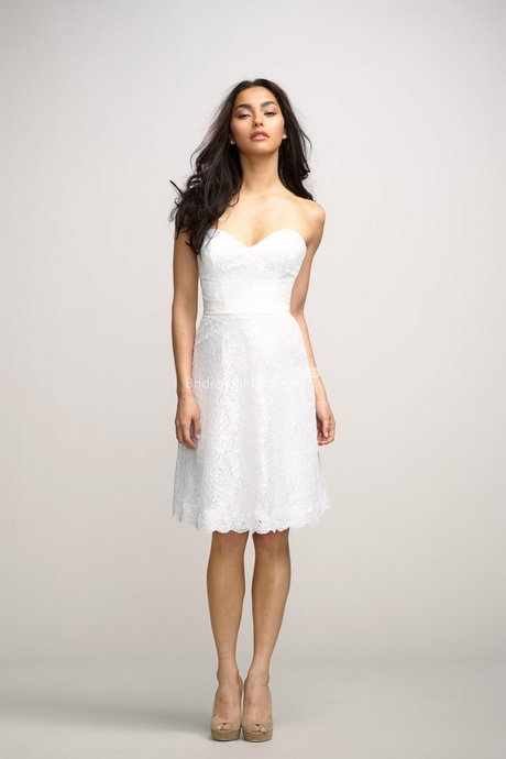 white-strapless-dress-26-20 White strapless dress