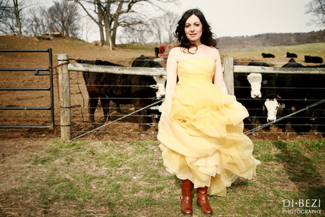 yellow-wedding-gowns-40-2 Yellow wedding gowns