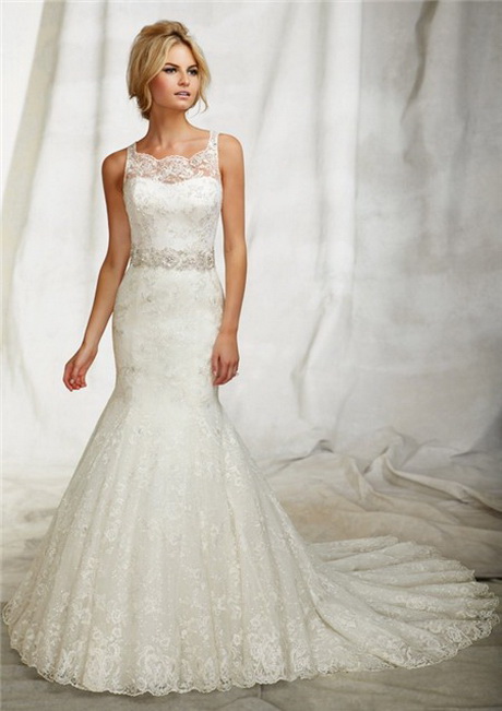 lace-fitted-wedding-dress-02_7 Lace fitted wedding dress