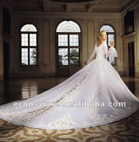 long-train-wedding-dresses-72_6 Long train wedding dresses