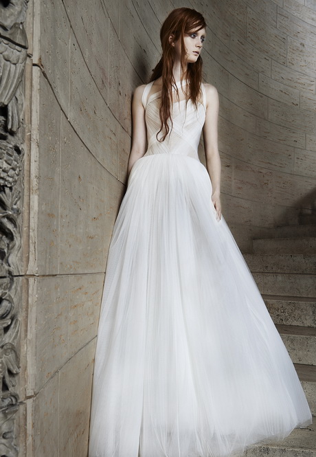 vera-wang-wedding-gowns-2015-24-5 Vera wang wedding gowns 2015