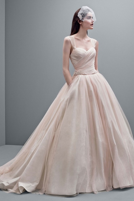 vera-wang-wedding-gowns-2015-24-6 Vera wang wedding gowns 2015