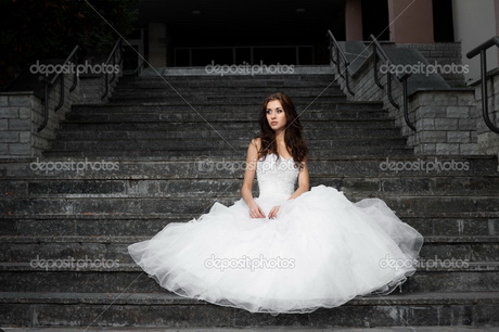 in-wedding-dress-29_19 In wedding dress