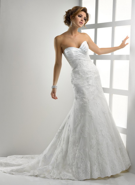 lace-aline-wedding-dress-12_7 Lace aline wedding dress