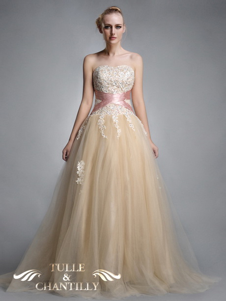 lace-and-tulle-wedding-dresses-51_12 Lace and tulle wedding dresses