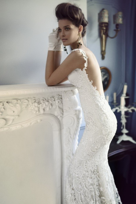 lace-wedding-dresses-with-open-back-41_3 Lace wedding dresses with open back