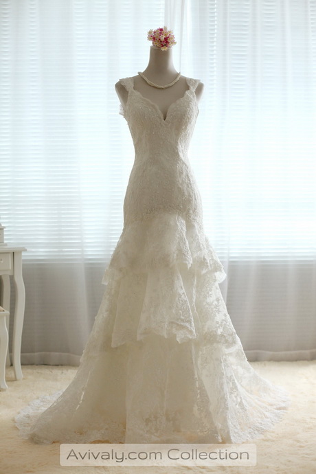 layered-lace-wedding-dress-02_8 Layered lace wedding dress