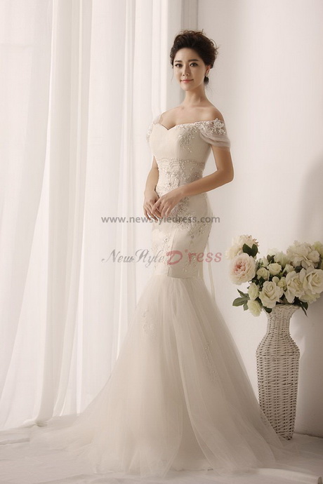 off-shoulder-lace-wedding-dress-09_12 Off shoulder lace wedding dress