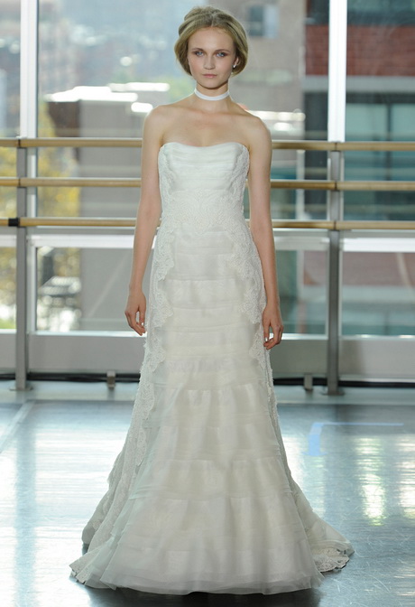 tiered-lace-wedding-dress-12_7 Tiered lace wedding dress
