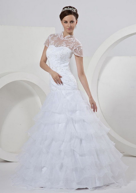 best-wedding-dress-for-short-bride-89_20 Best wedding dress for short bride
