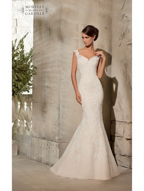 lace-fishtail-wedding-dresses-13_5 Lace fishtail wedding dresses