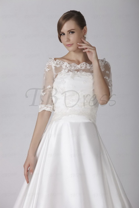 lace-wedding-dress-jacket-76_4 Lace wedding dress jacket