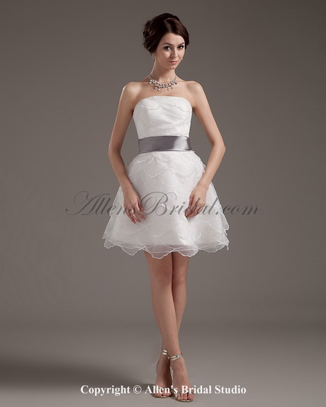 strapless-short-wedding-dress-48_17 Strapless short wedding dress