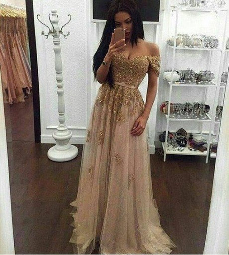 black-and-gold-prom-dresses-2018-11_9 Black and gold prom dresses 2018