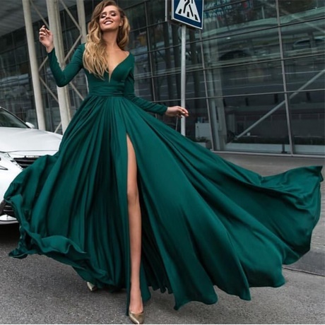 emerald-green-prom-dresses-2018-30_20 Emerald green prom dresses 2018