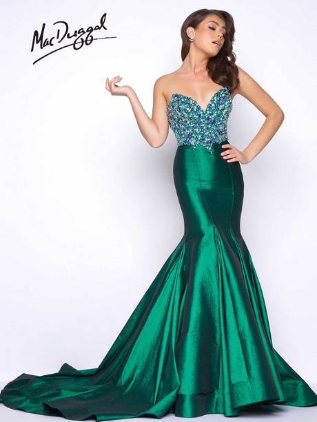 emerald-green-prom-dresses-2018-30_8 Emerald green prom dresses 2018